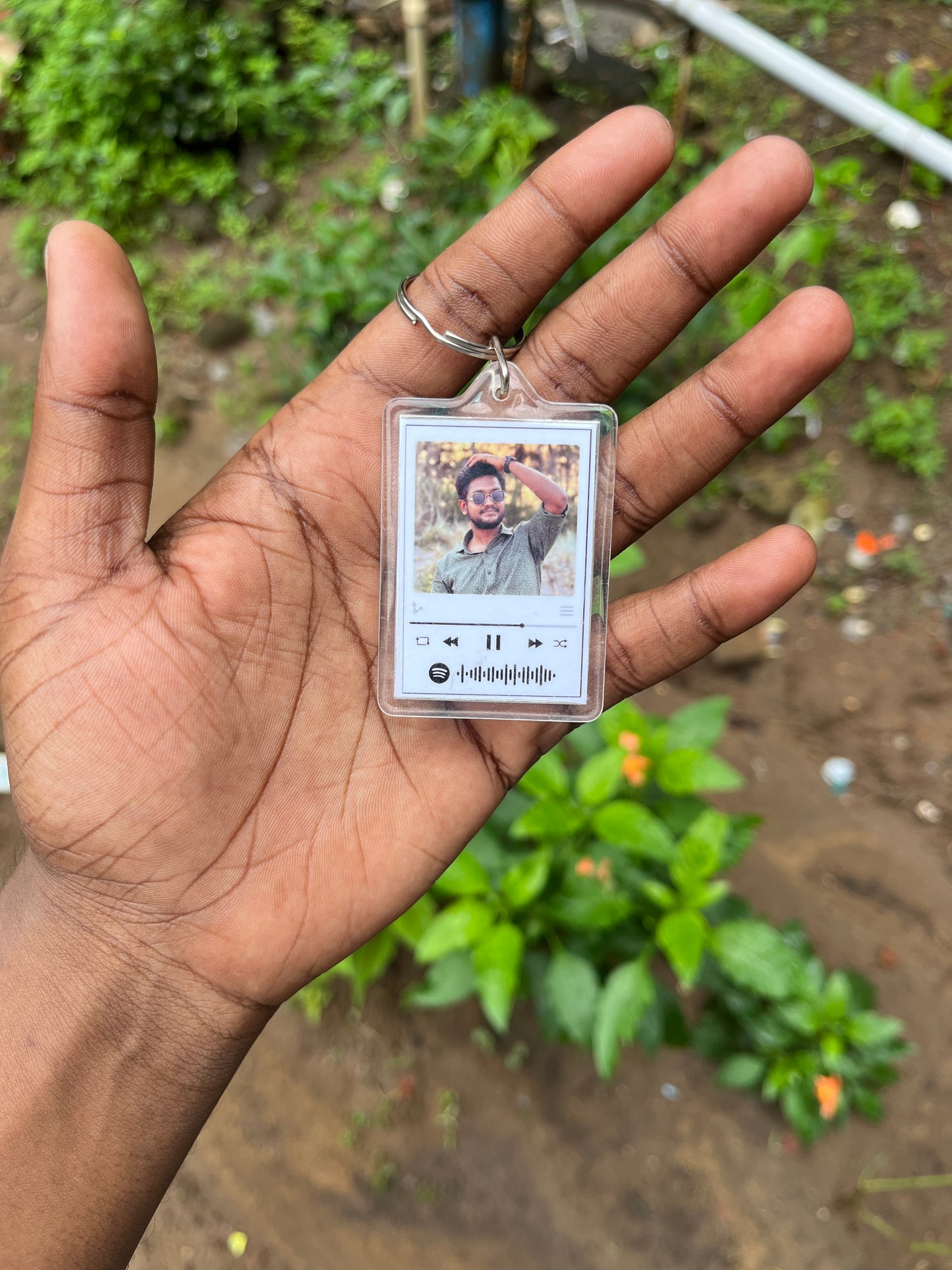 Double side Spotify keychain 🎶